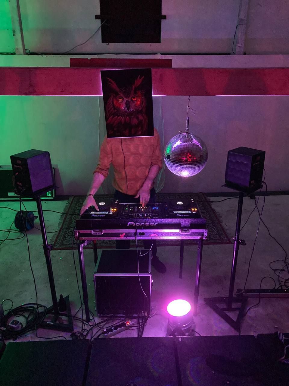 Open Decks